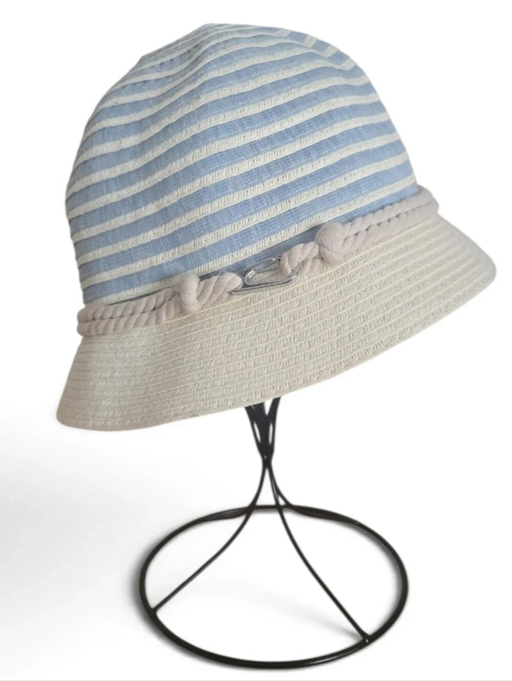 Calvin Klein NWT Blue & Cream Striped Textured Bucket Sun Hat UPF 40+